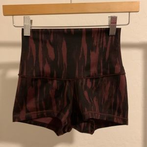 Lululemon athletica boogie shorts